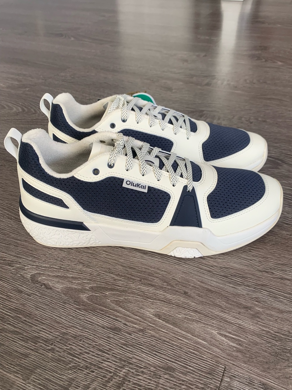 OluKai men’s Anau court Navy and White Mesh Sneakers